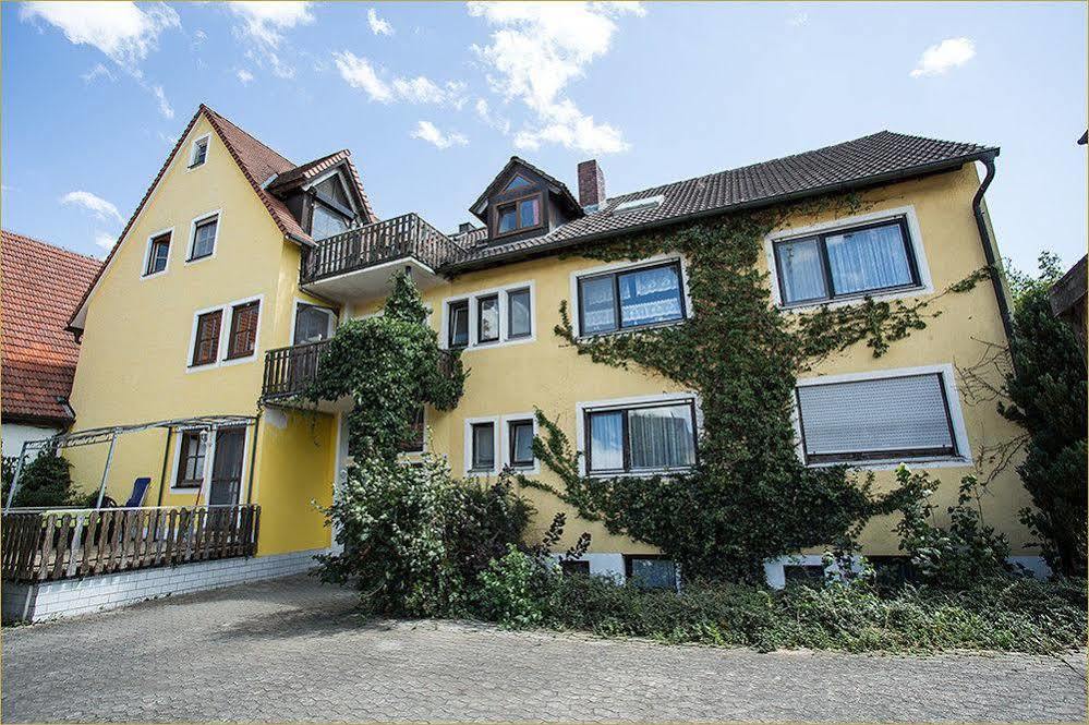 Hotel Reiterhof-Altmuehlsee Gunzenhausen Exterior foto